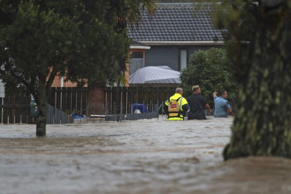 230128001630-01-auckland-nz-floods-0