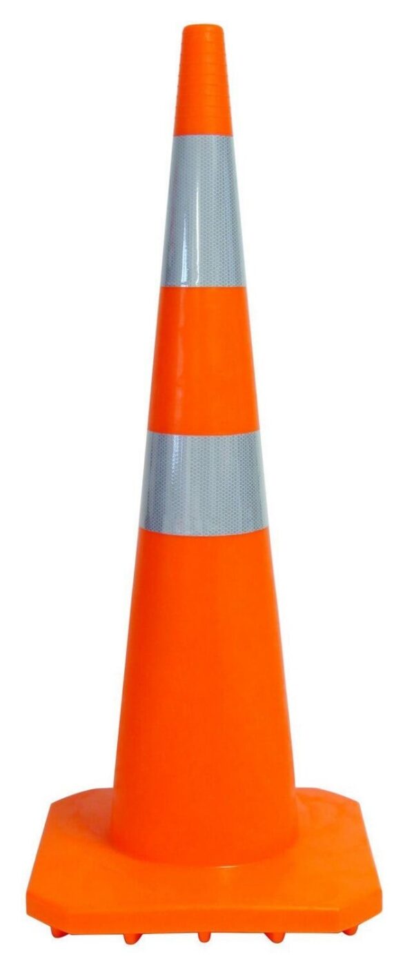 Road cone NZTA 4.5kg 900mm