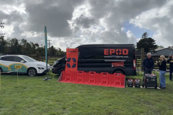 CjUKMVNuYXBjaGF0LzEzLjYwLjEuMCAoaVBob25lMTYsMTsgaU9TIDE4LjYuMjsgZ3ppcCkgAg==